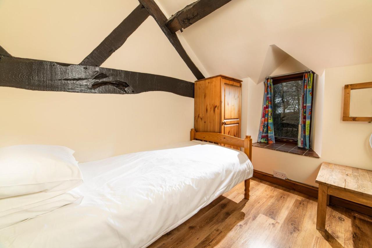 Nant Ucha Farm Villa Acrefair Dış mekan fotoğraf
